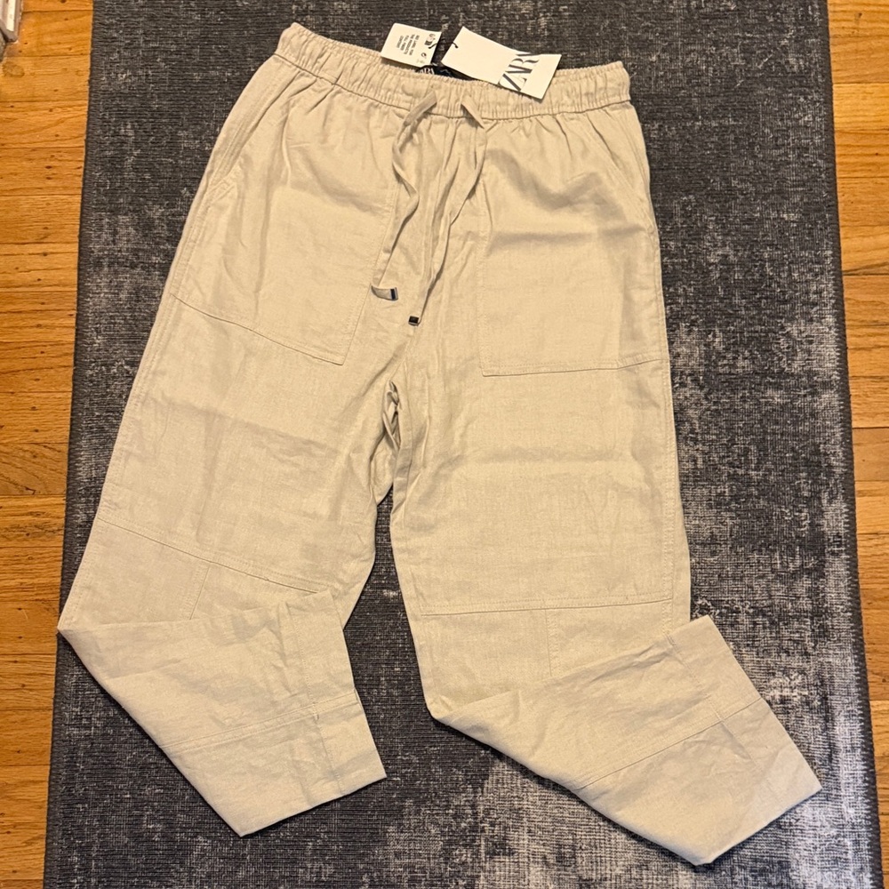 Zara Women's Light Tan Cargo Pants